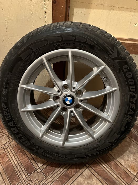 Jante originale BMW R16 cu anvelope iarna Goodyear205/60/16 RunFlat