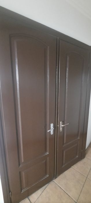 Меж комнатная двери