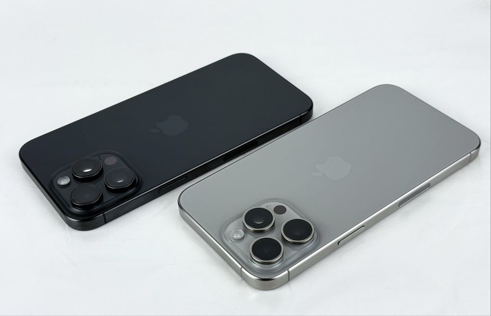 Apple iPhone 15 Pro Max 256GB Natural / Black USA Перфектен! Гаранция!