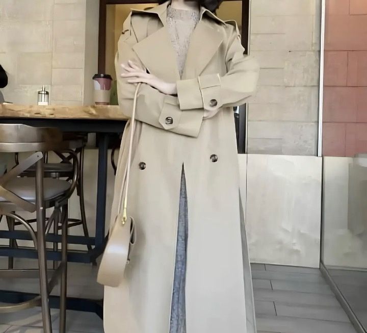 Бежевый осенний тренч