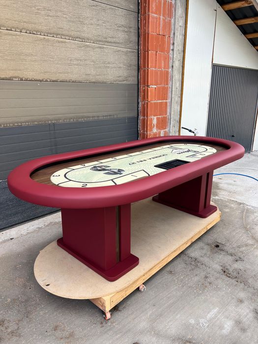 Masa de poker Las Vegas Ultimate la cerere customizata CustomTables.eu