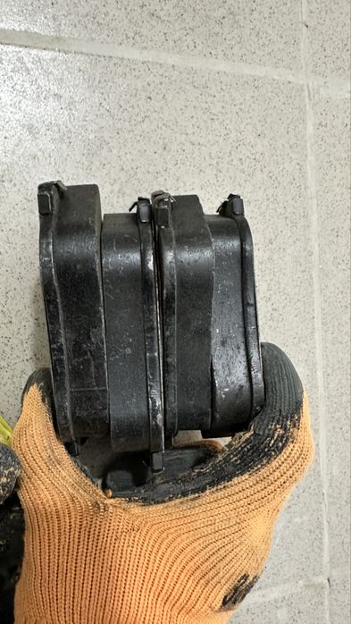 Колодка тормоза Мерседес С-класс