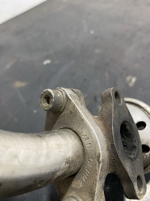 Conducta gaze Egr Volkswagen Vw T4 1.9 ABL 1991-2003 028131521D