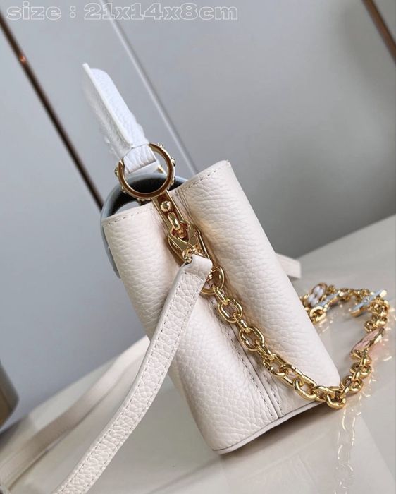 Geanta Louis Vuitton Capucines