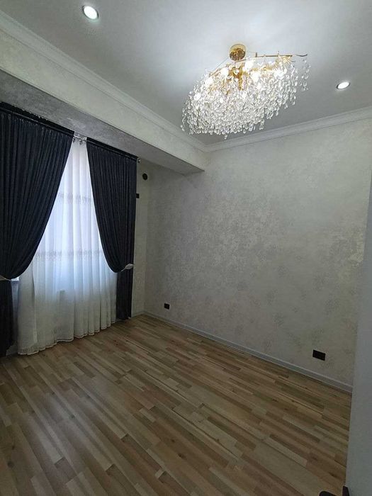 Продаётся 2х комн квартира на 2 этаже Ор-р Шарк Винзавод