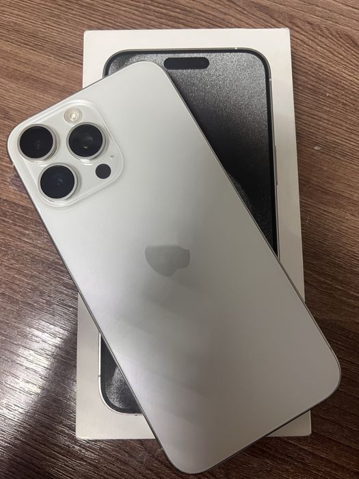 iPhone 15 Pro Max