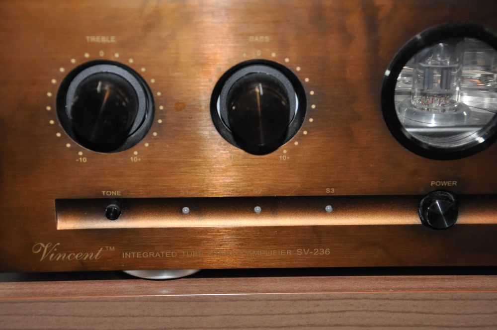 amplificator hibrid Vincent sv236