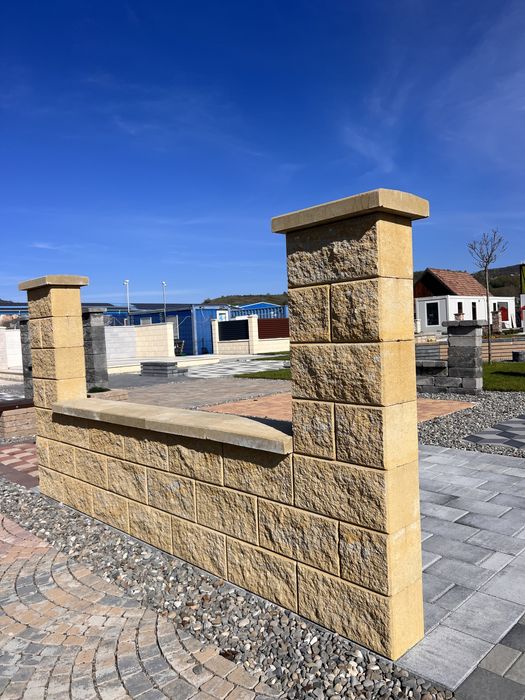 Boltar Gard Arhitektur Foc