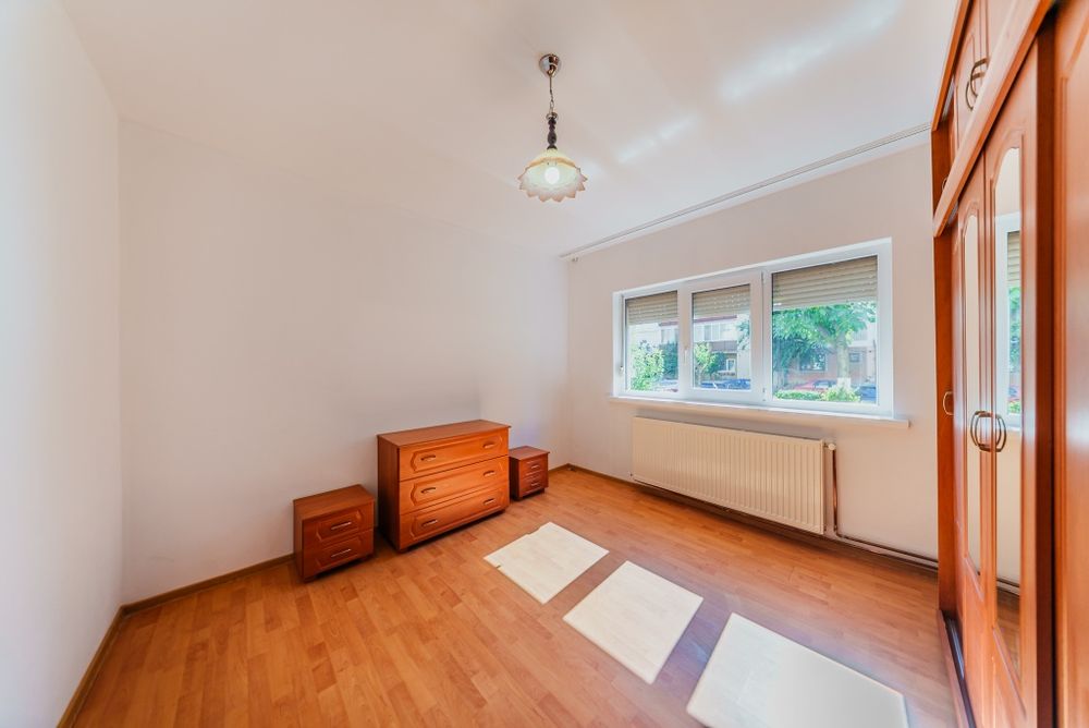 Apartament+spatiu comercial,parter, Micălaca