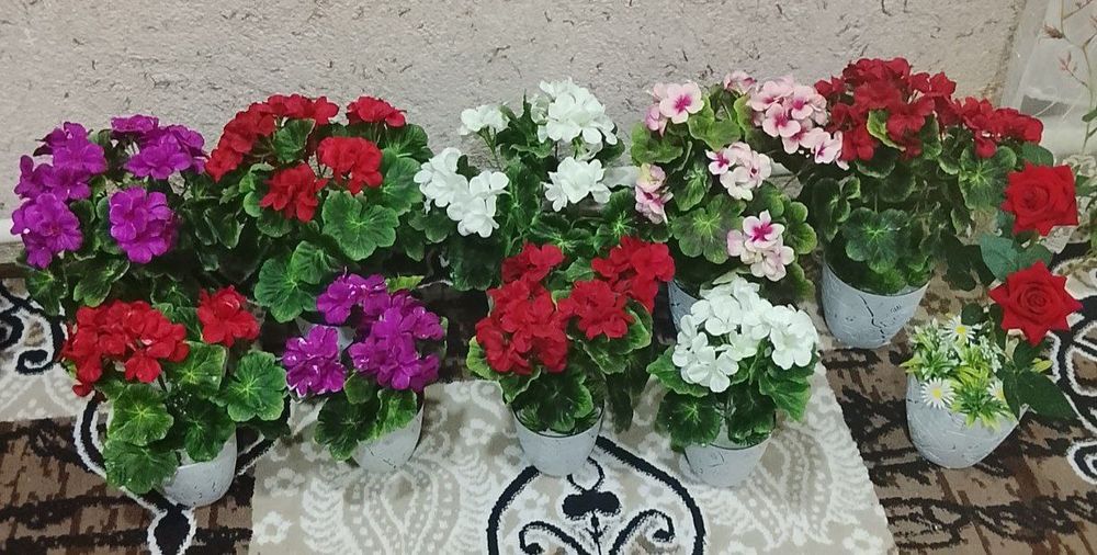 Suniy gullar optom narxlarda