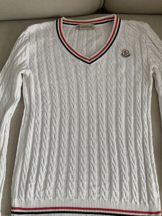 Pulover Moncler