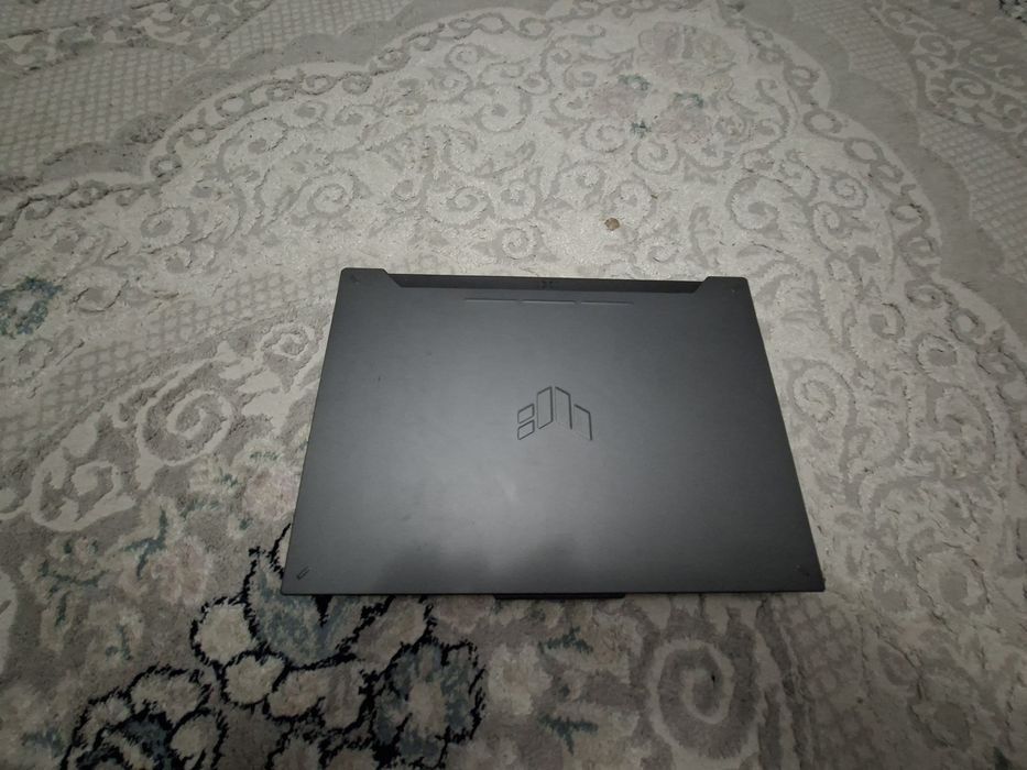 Ноутбук Asus ryzen 7