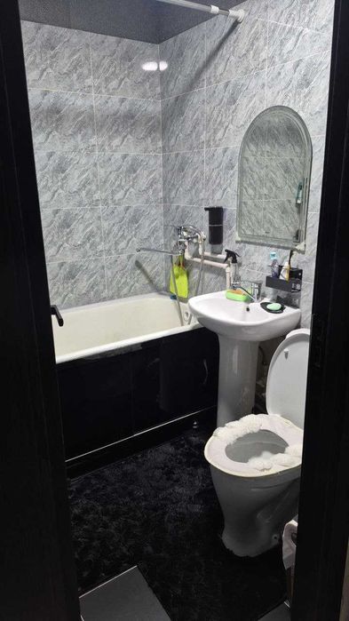 Продаю свою 1 ком/2/4 С ЕВРО РЕМОНТОМ в Янгихаятском районе