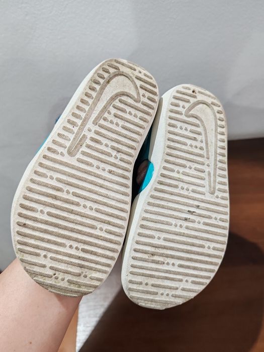 Sandale Nike mărimea 26