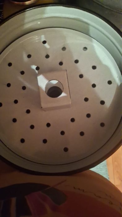 Микроволновка, ковер, самовар, посуда