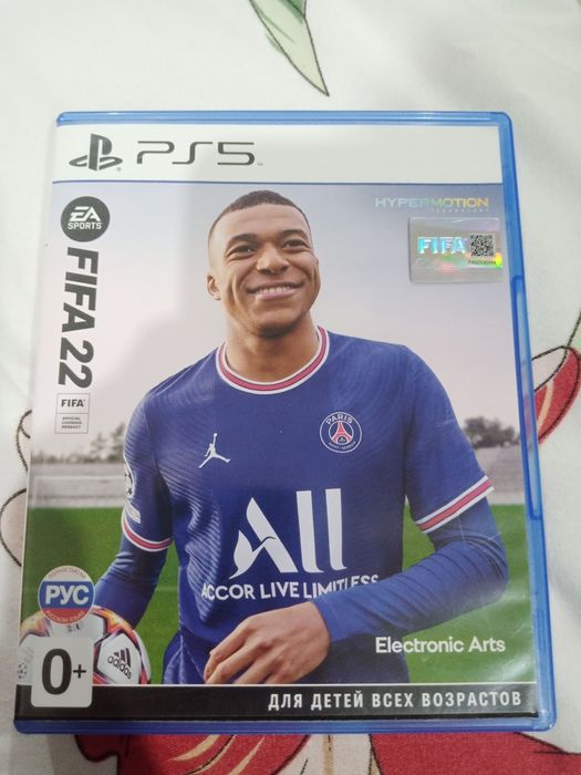 продам игру FIFA22 PS5