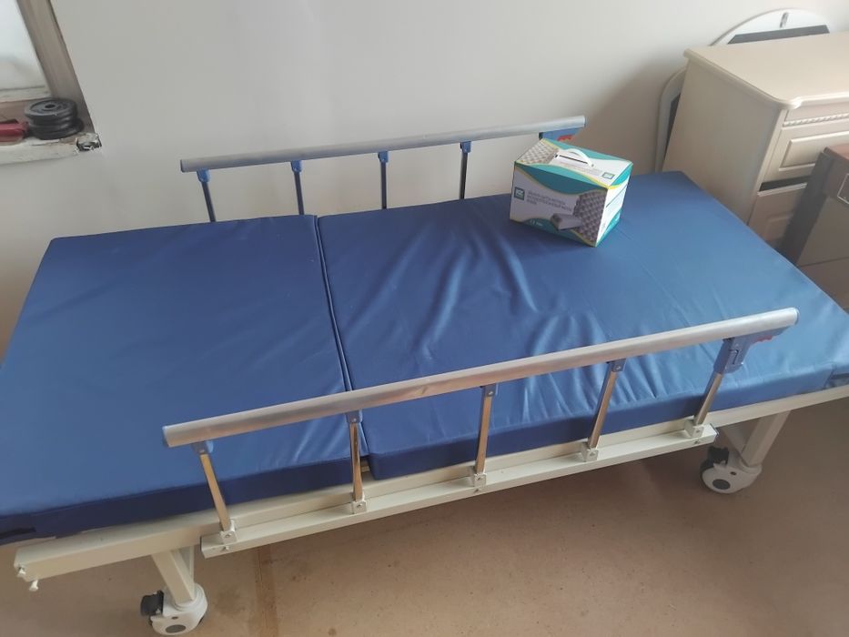 Кровать для лежачих больных