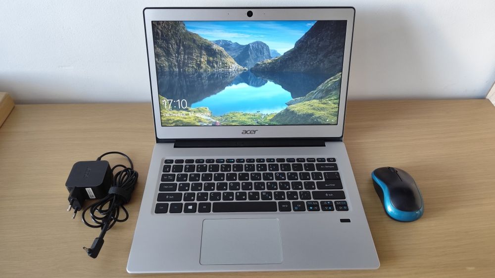Продам ноутбук Acer Swift + подарок мышка