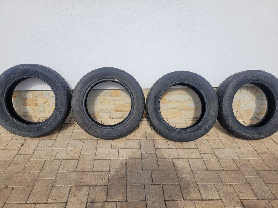 Continental 215 60 18