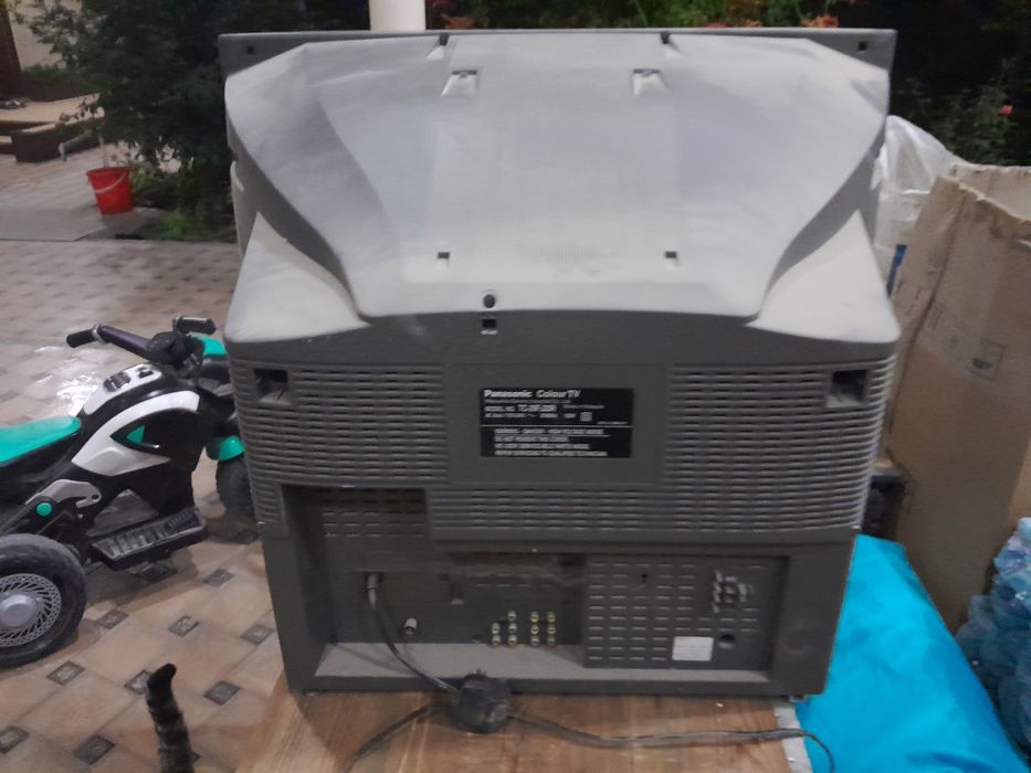 Panasonic 29 dyuymli katta televizor sotiladi, holati a'lo!