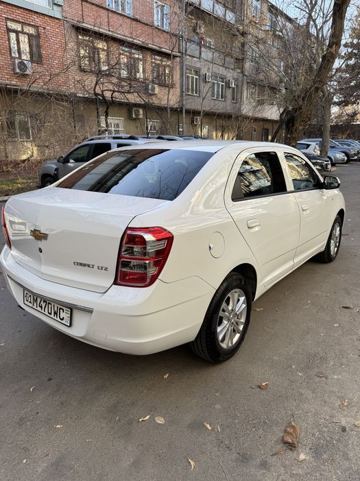 Cobalt LTZ (белый, White summit), автомат, идеальное состояние.