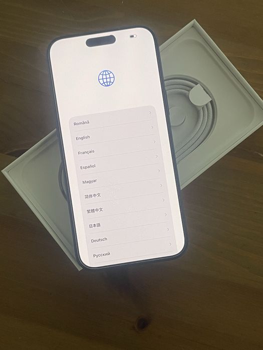 Vand,schimb Iphone 17 pro max