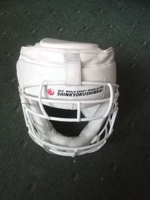 Продам шлем для боев