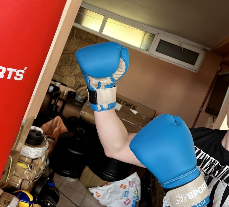 Manusi de box pt. Sac noi marimea 12 oz pt. Antrenament la Sac de box