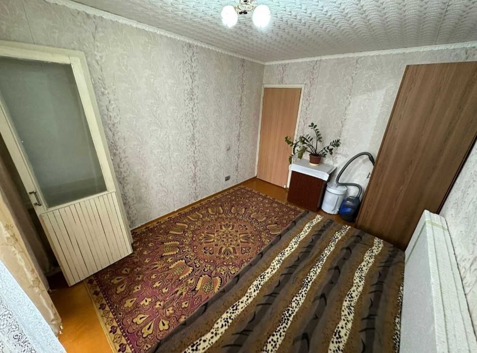 Продам 4-х комнатную квартиру