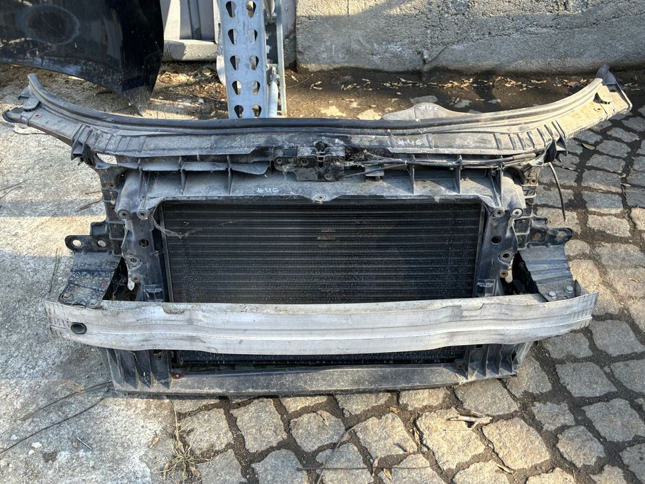Маска очиларка предна греда AUDI A3 2011г 8P
