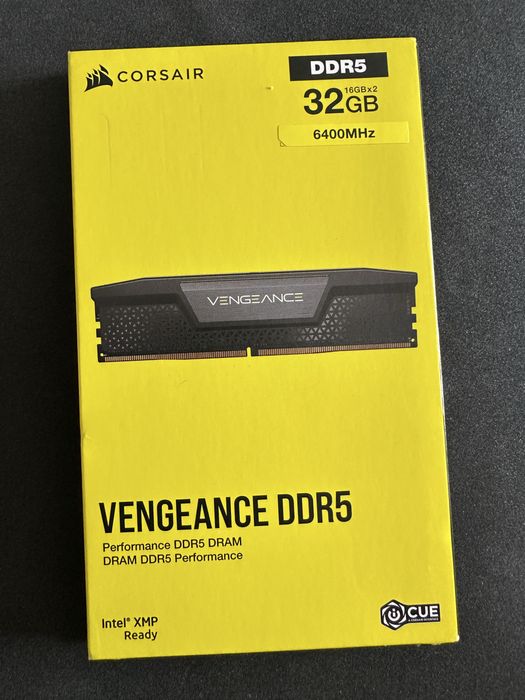 Corsair VENGEANCE 32GB (2x16GB) DDR5 6400MHz CL32