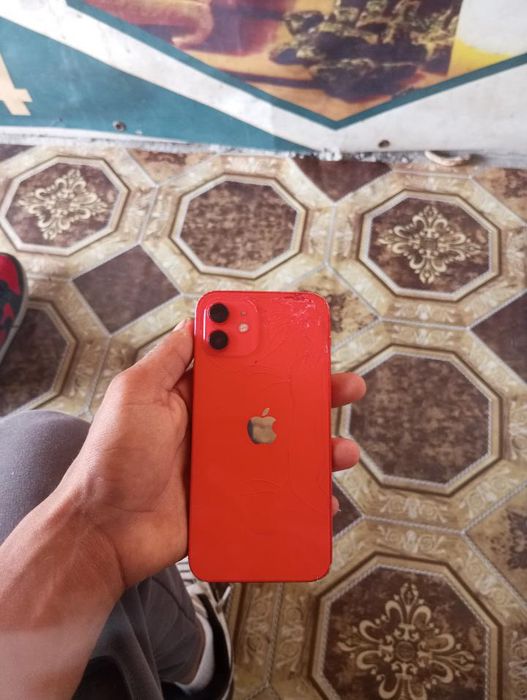 Iphone 12 simplu vând sau schimb doar pe atv