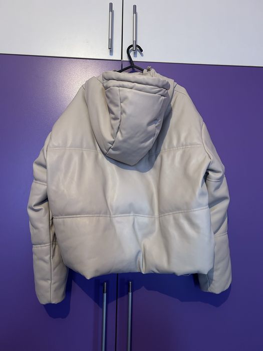 Дамско зимно яке Stradivarius