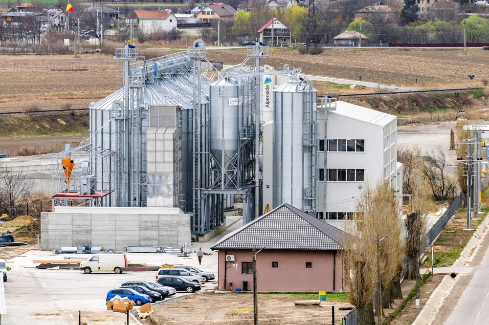 Silozuri cereale • Baze cereale Useprest • Uscatoare • Transportoare, elevatoare • Precuratitoare, selectoare • Deviatoare, sibare, tubulatura