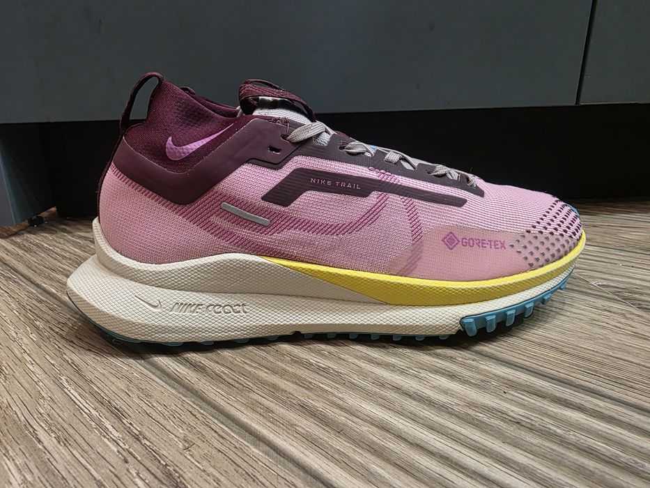 Дамски маратонки NIKE TRAIL Gore-tex - Резервирани!