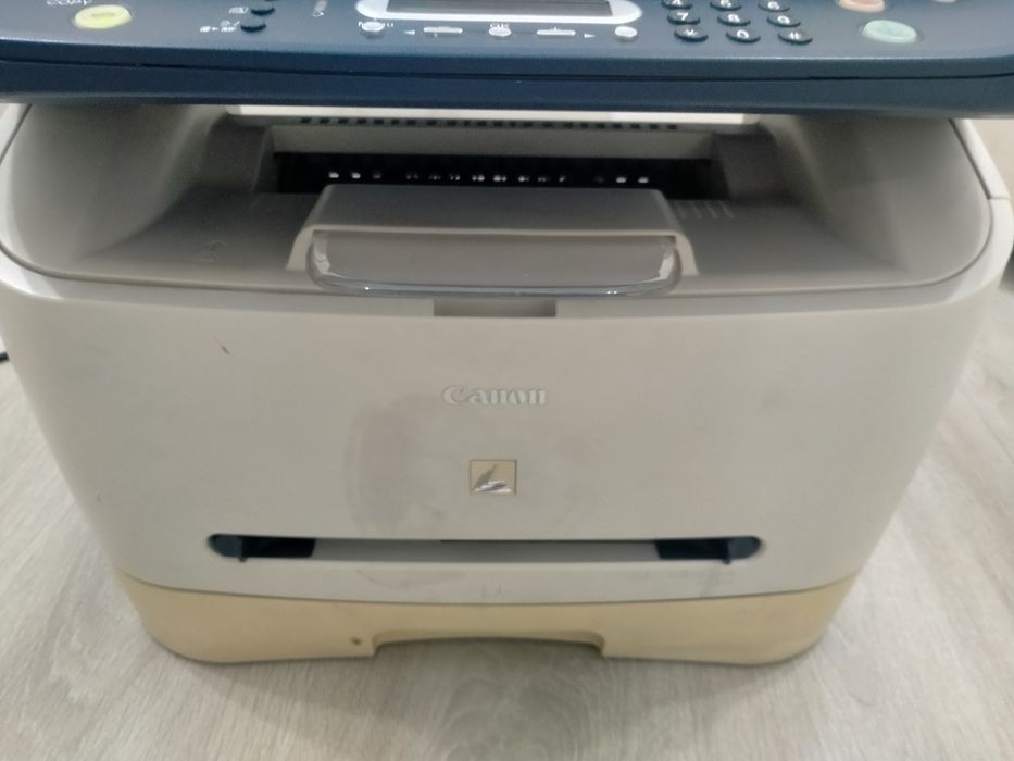 Canon Принтер ксерокс 3в1 канон 3110