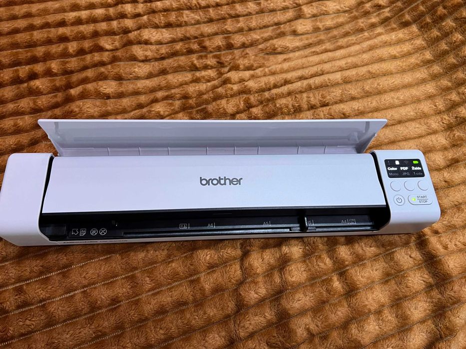 Brother DSmobile DS-940DW преносим документен скенер