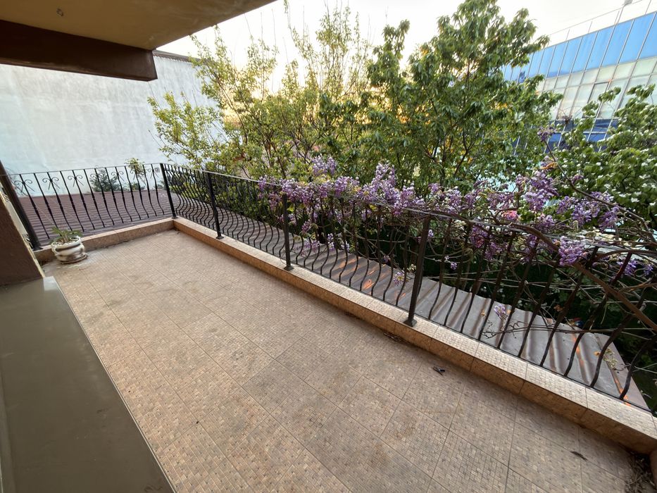 Inchiriere apartament 5 camere direct proprietar ( A se citi detaliile