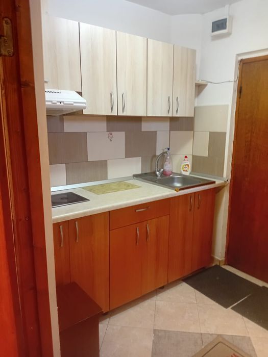 Închiriez garsoniera parter Ampoi 1