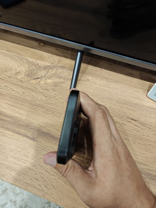 Продам iphone 15 pro