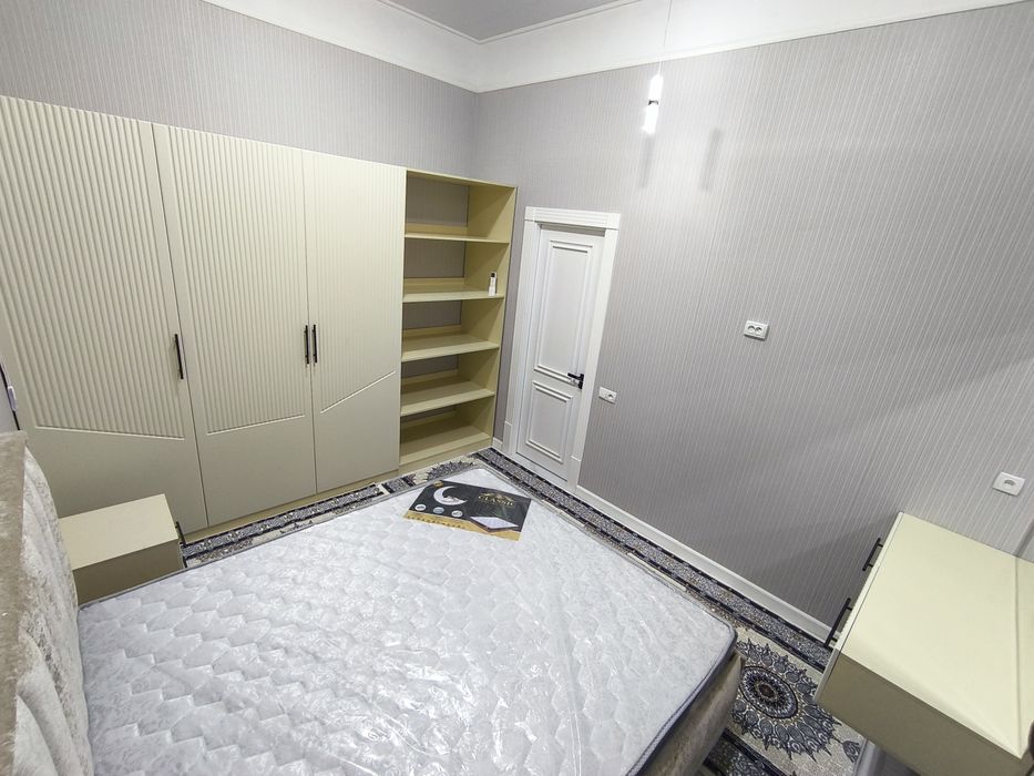 Сдается в аренду большая 1 комнатная студия квартира.