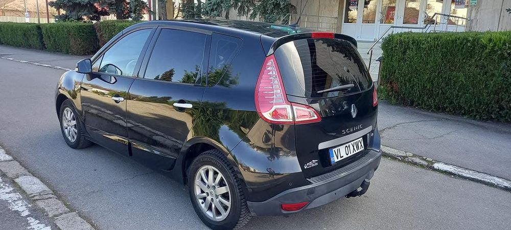 Vand Renault Scenic 2011 euro 5 Initiale Paris