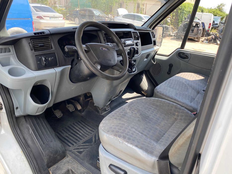 Usa spate Usa Culisanta Bara Carlig Panou FORD TRANSIT 2.4 TDCI 2007