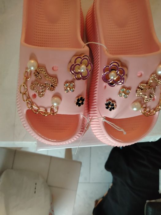 Papuci vară roz noi