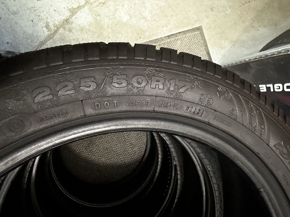 225/50 R17 98H XL - Dunlop Winter Sport 4D  M+S Oferta