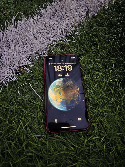 iPhone11 (красный)
