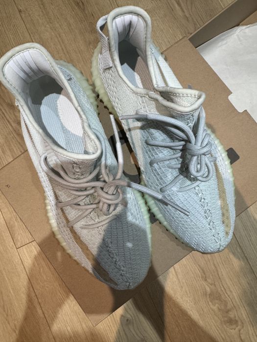 yezzy 350.