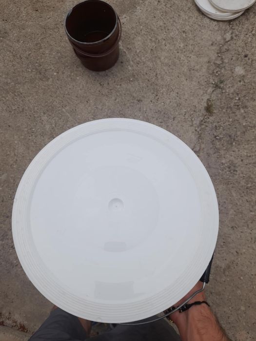 Găleți 10 l mâner de fier