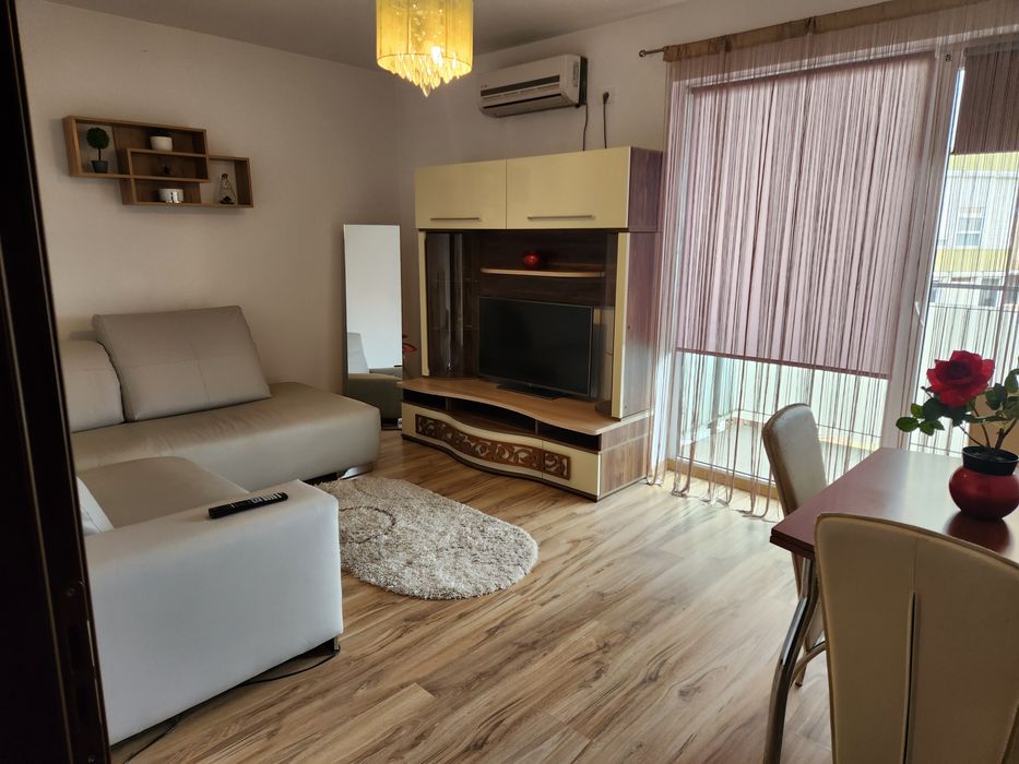 Apartament Prima Nufarul pta.,Nucetului,3 camere si parcare privata