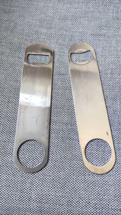 Отварачка. Два броя професионални бармански отварачки